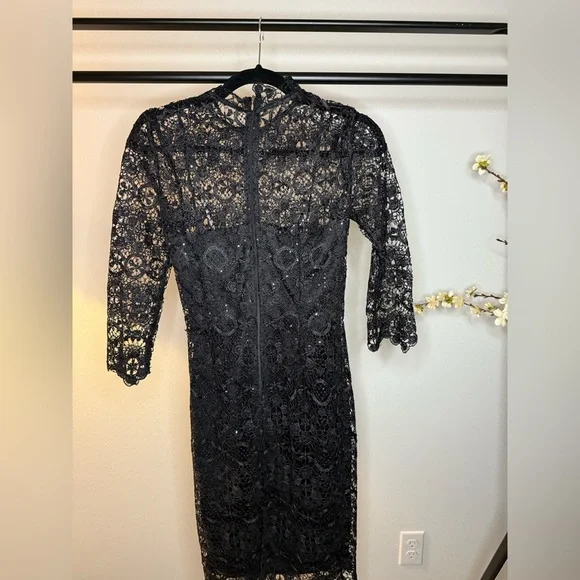 Paper Dolls High Neck Lace Midi Dress | Black | US 2 - Picture 2 of 2